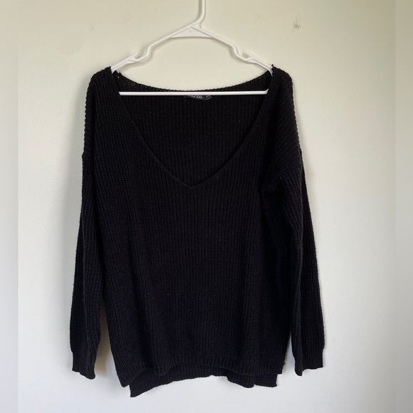 Boohoo black v-neck black sweater - Picture 3 of 4